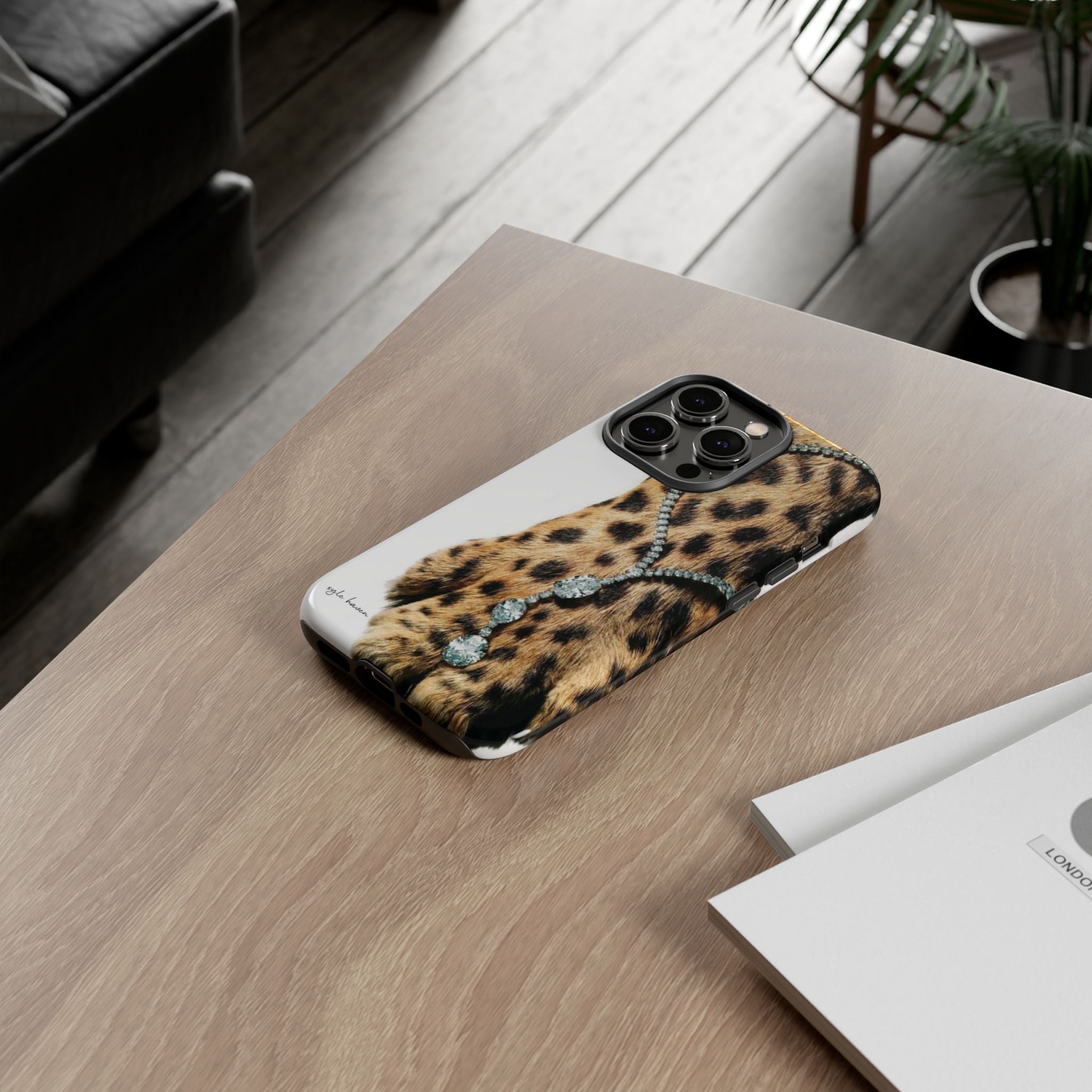 'paws' phone case