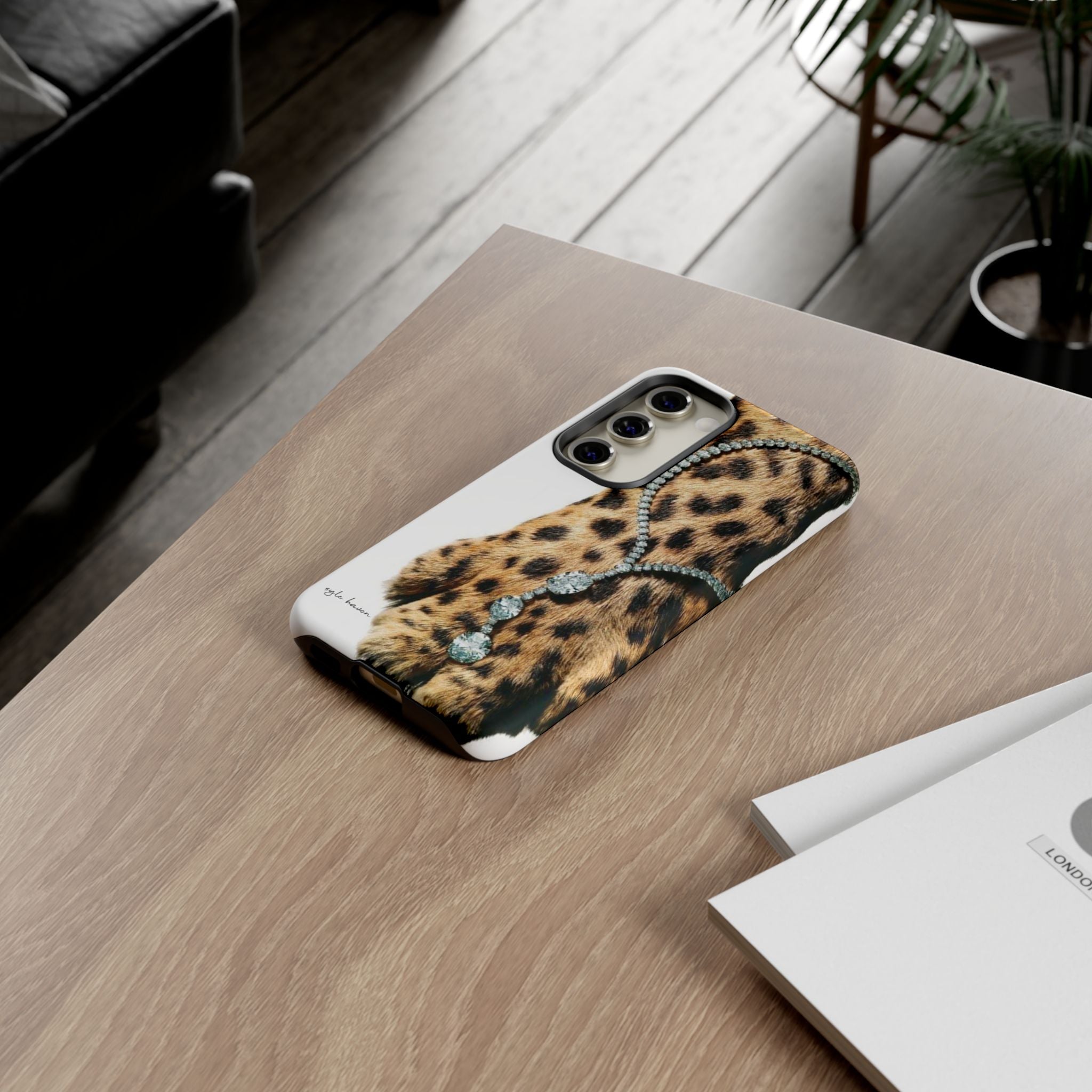 'paws' phone case