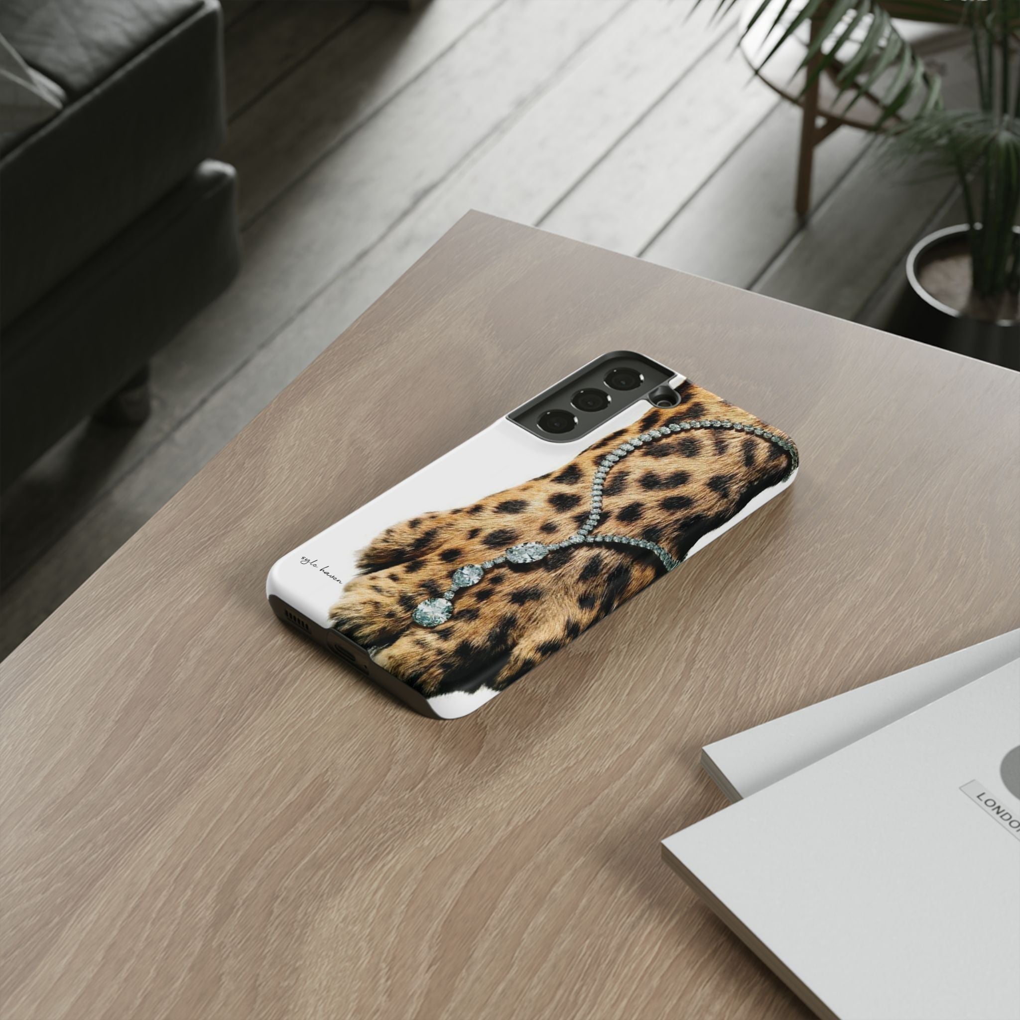 'paws' phone case