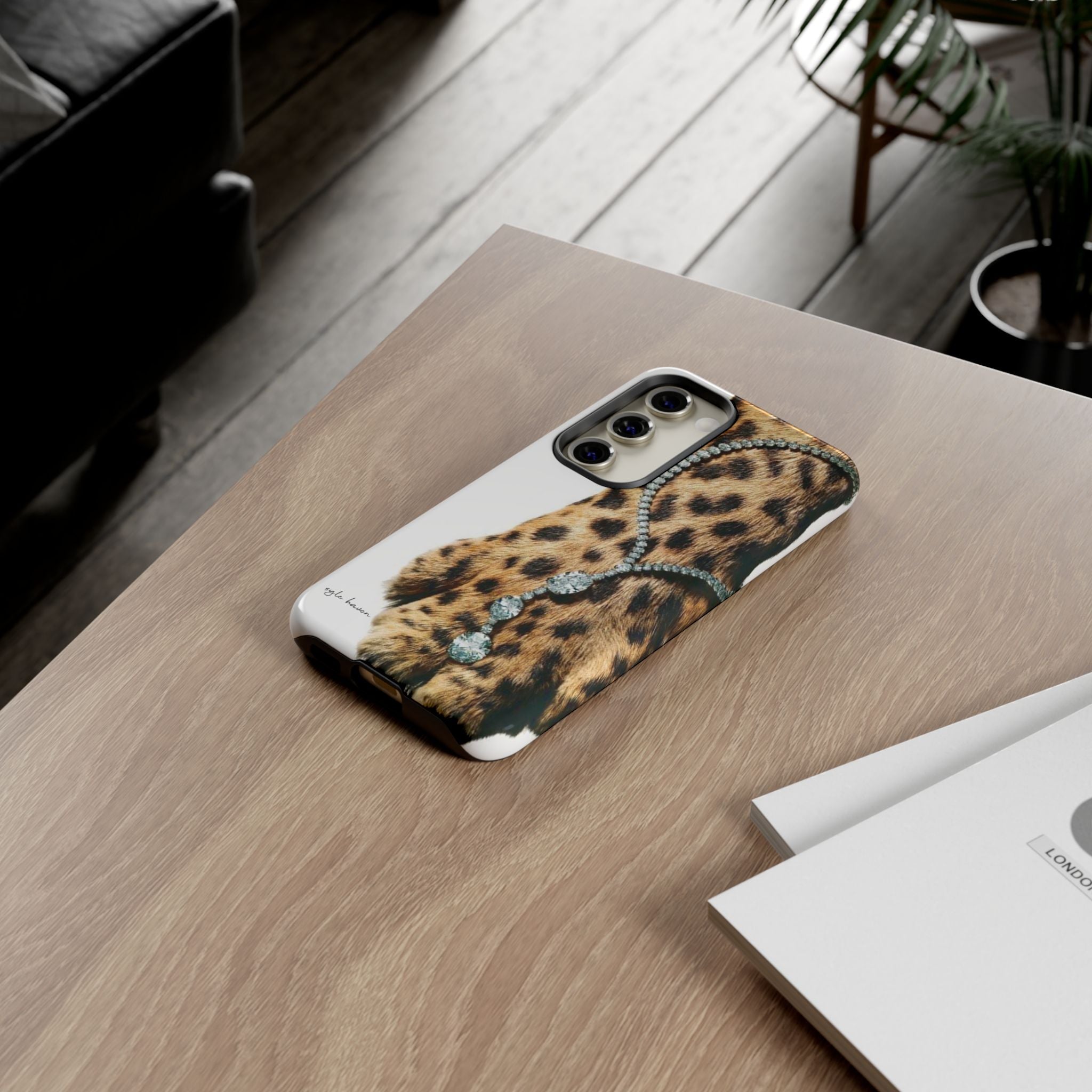 'paws' phone case