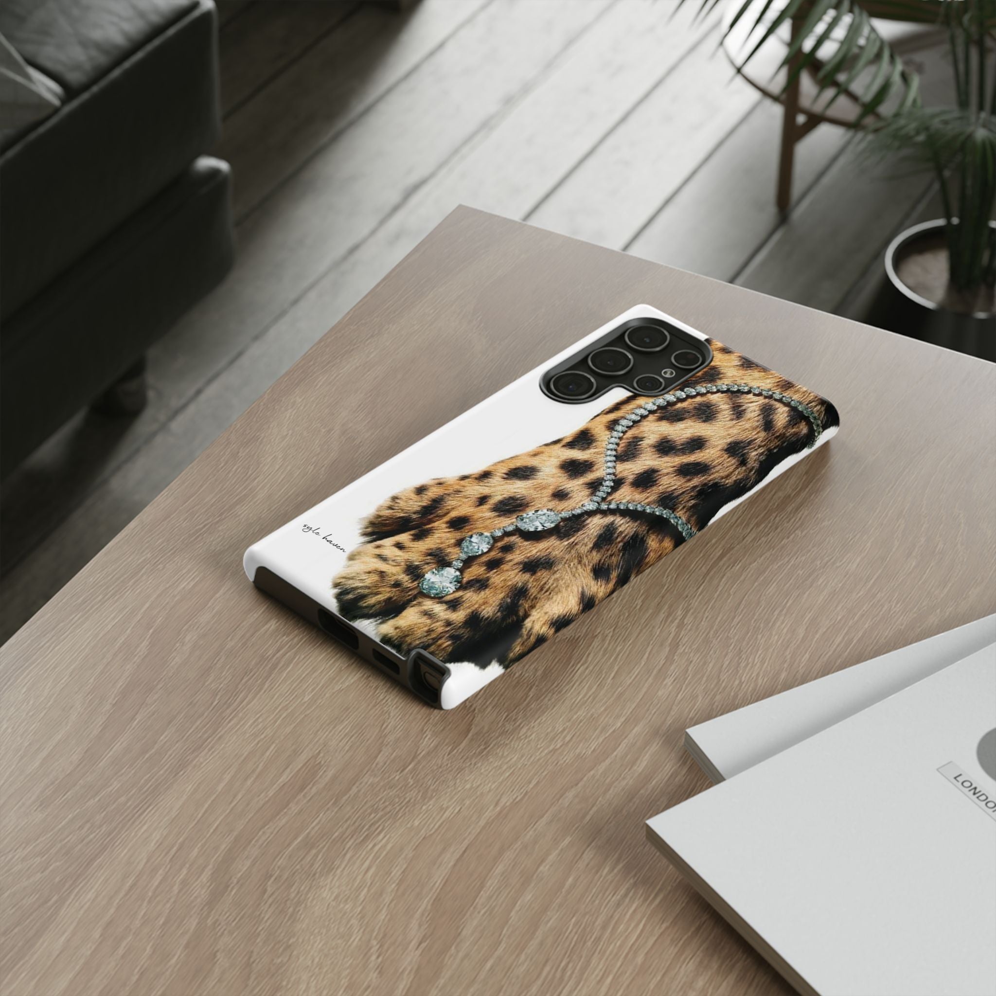 'paws' phone case
