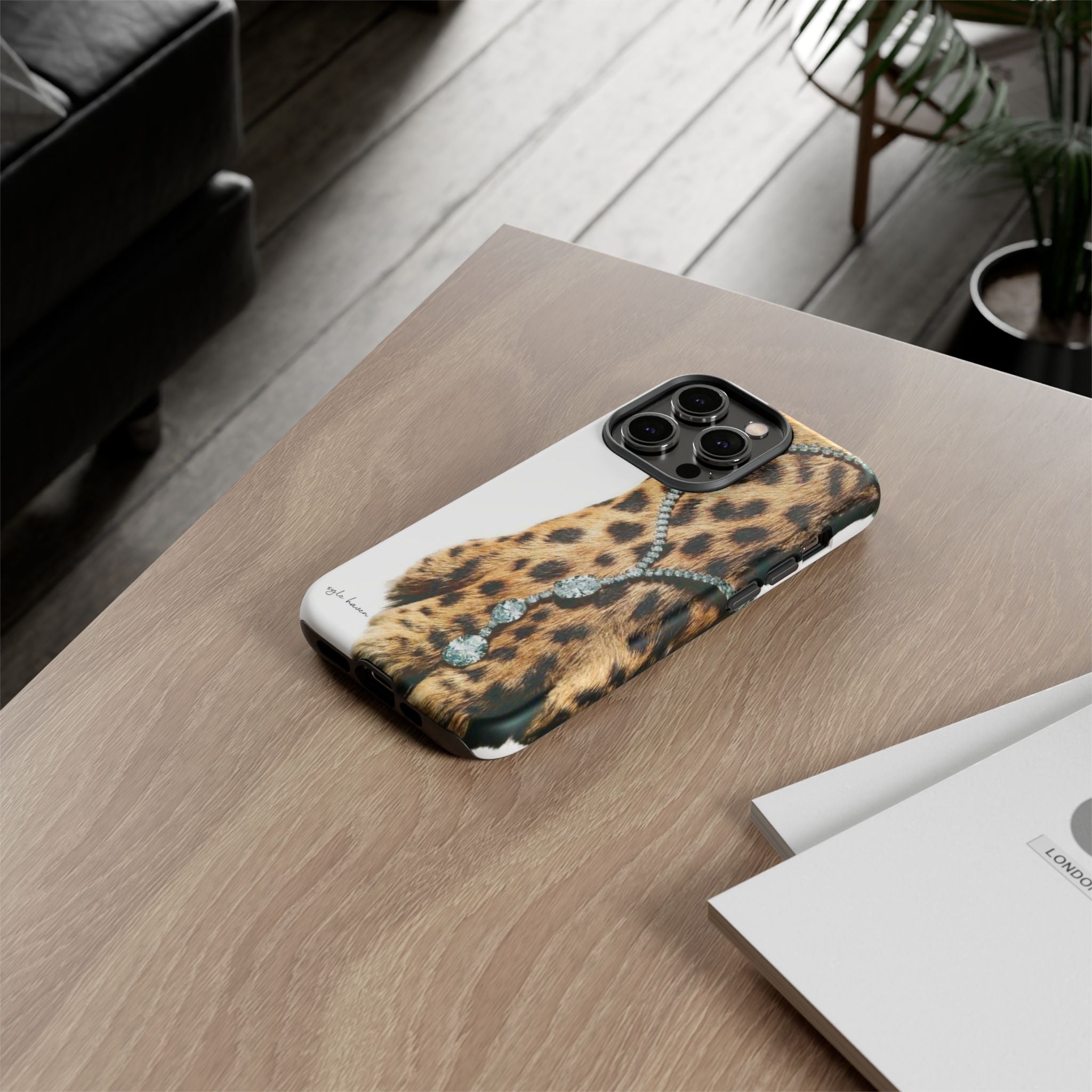 'paws' phone case