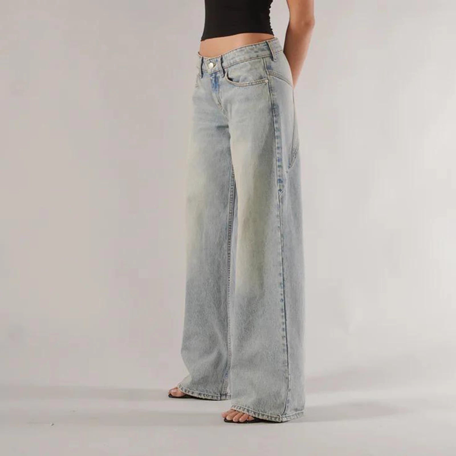 low waisted star back jeans