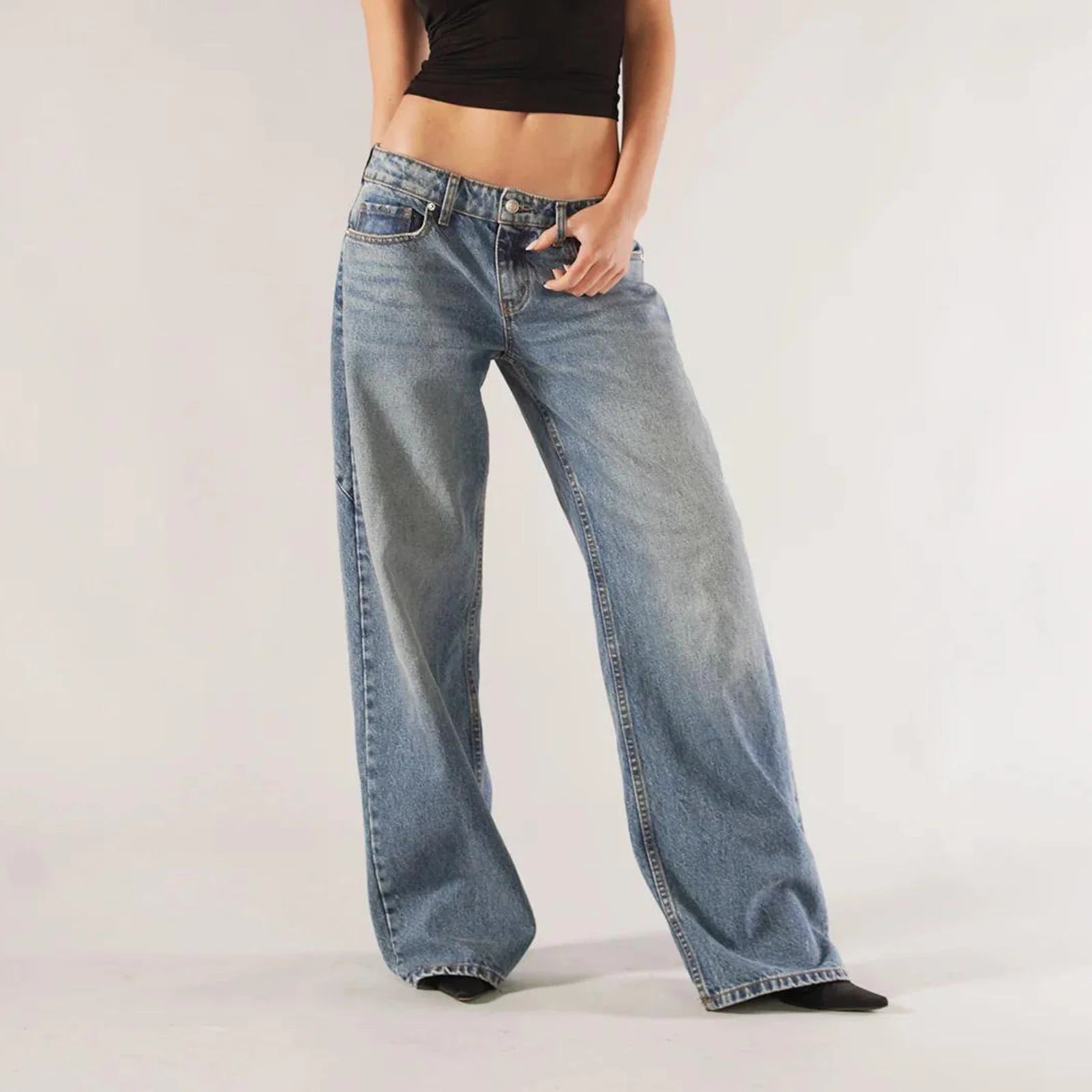 low waisted star back jeans